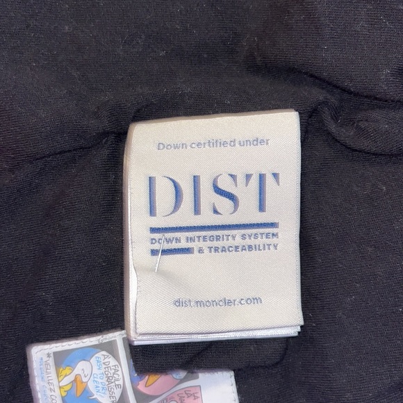 Moncler Avila Jacket - Toddler Size 3 - Pink & Black - Picture 7 of 9